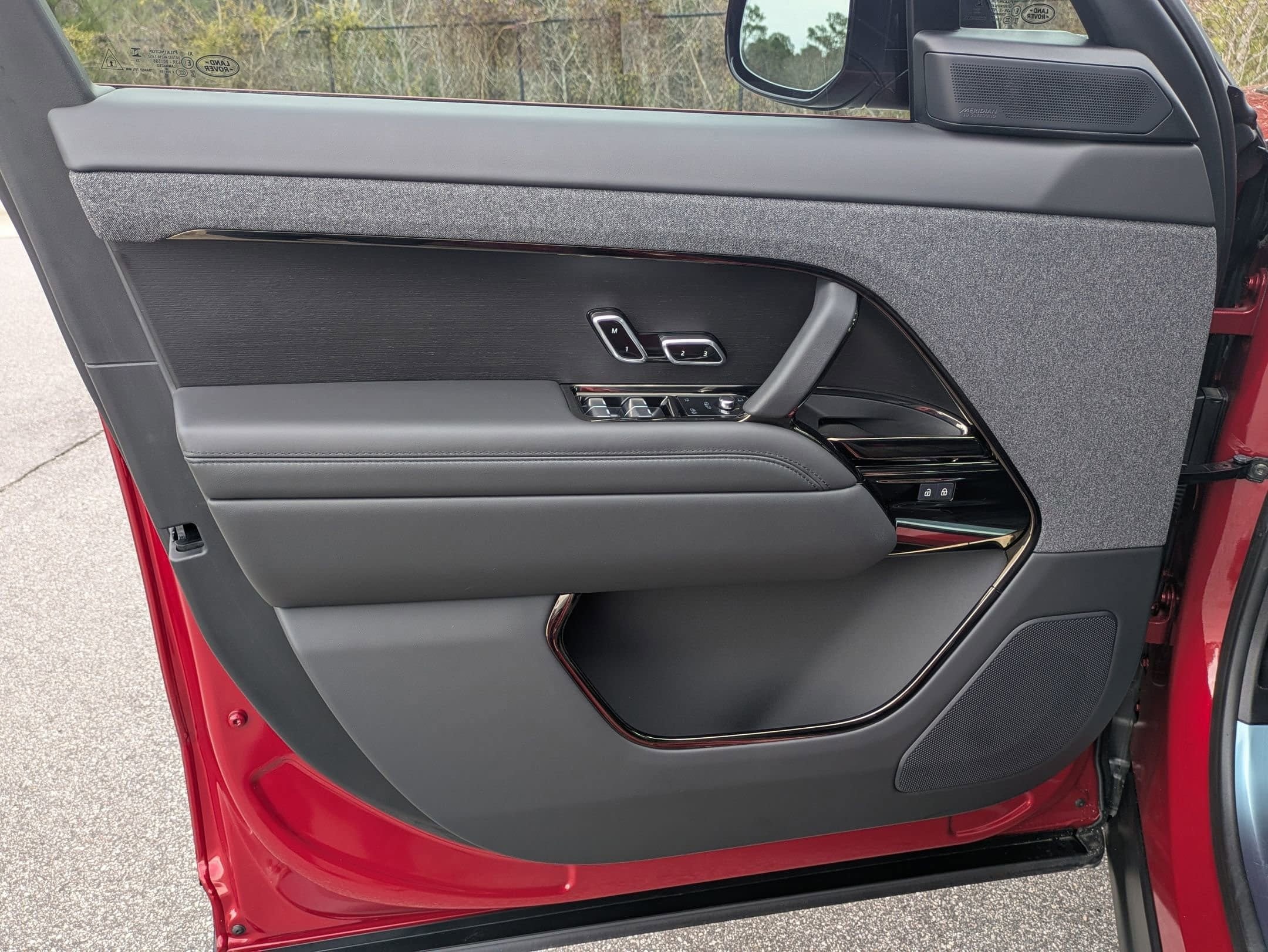 2024 Land Rover Range Rover Sport SE