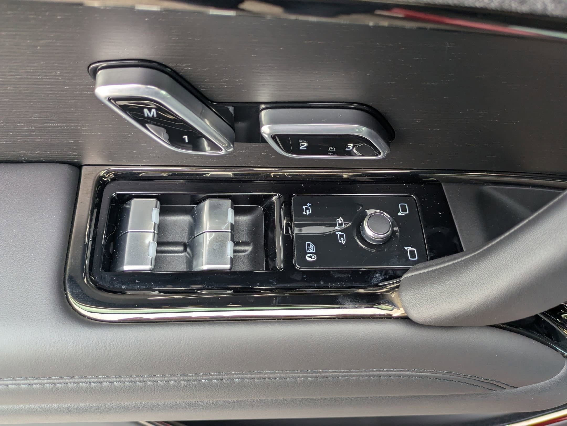 2024 Land Rover Range Rover Sport SE