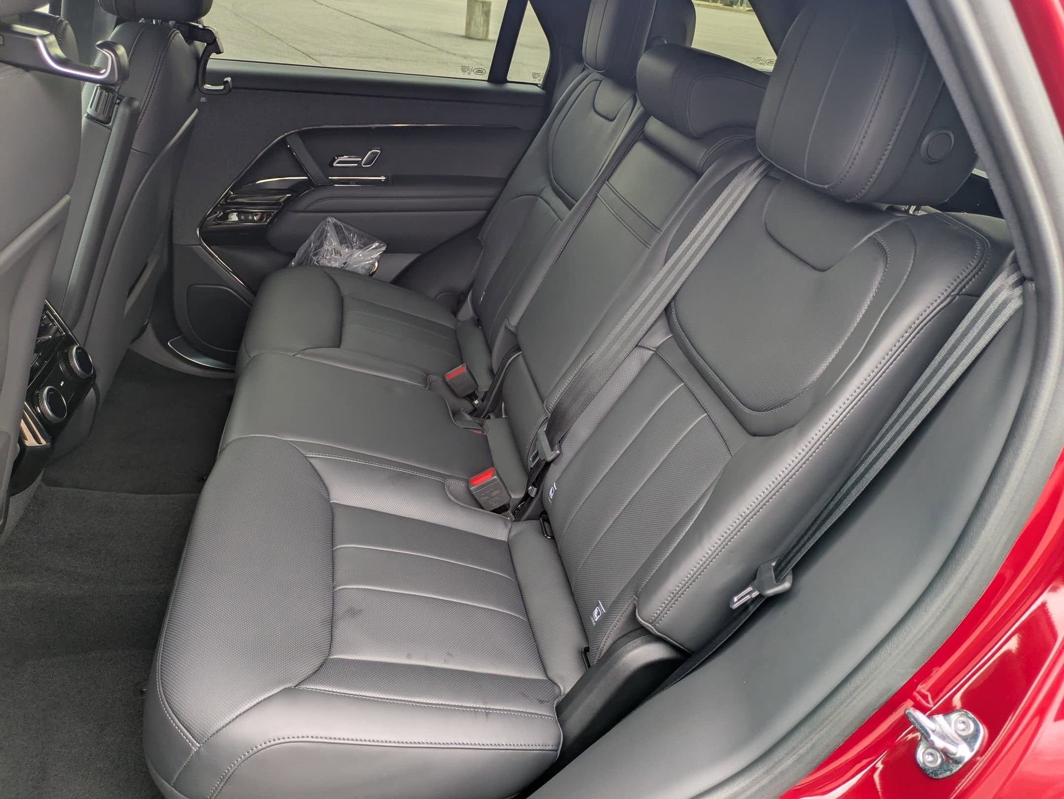 2024 Land Rover Range Rover Sport SE