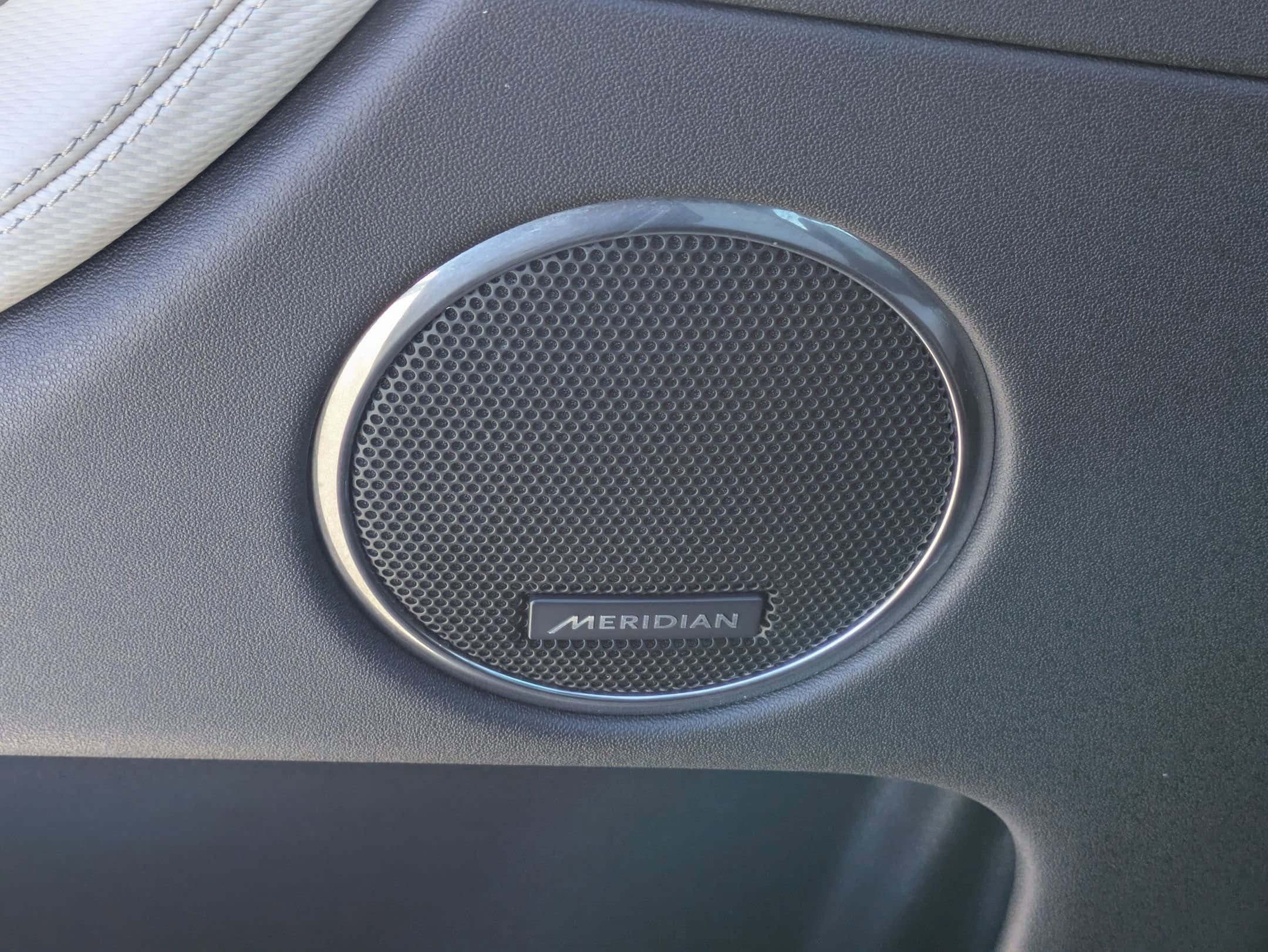 2025 Land Rover Discovery Sport Dynamic SE