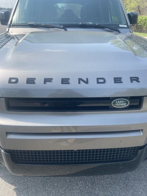 2024 Land Rover Defender X-Dynamic SE