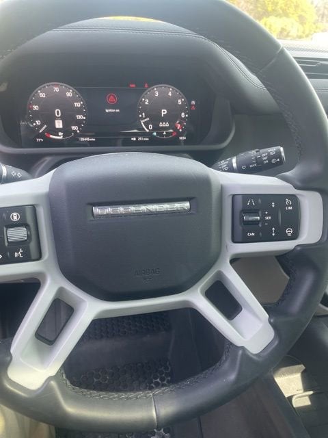 2024 Land Rover Defender X-Dynamic SE