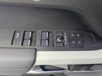 2024 Land Rover Defender X-Dynamic SE