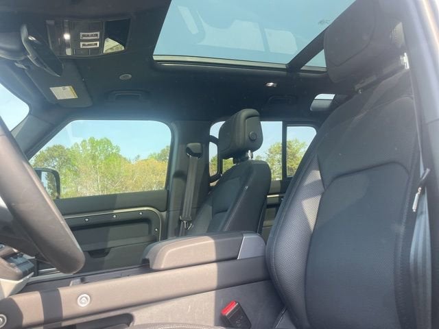 2024 Land Rover Defender X-Dynamic SE