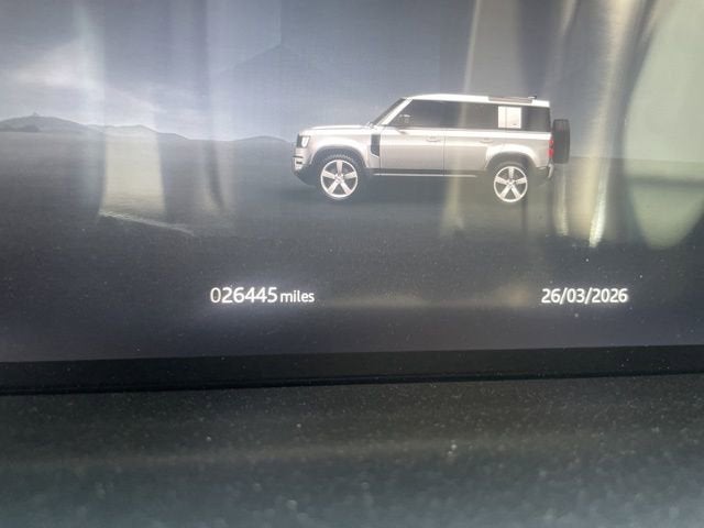 2024 Land Rover Defender X-Dynamic SE