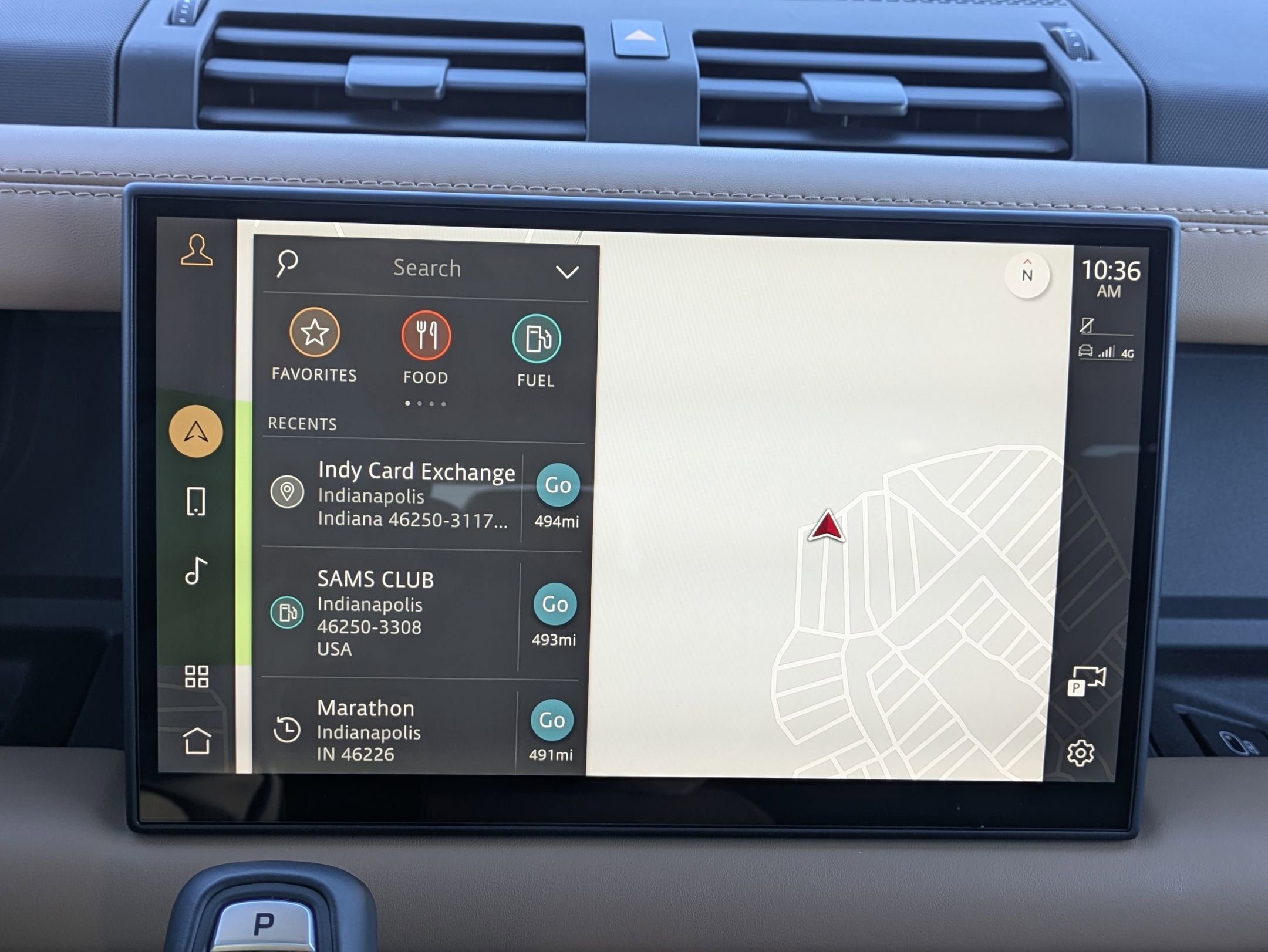 2025 Land Rover Defender X-Dynamic SE