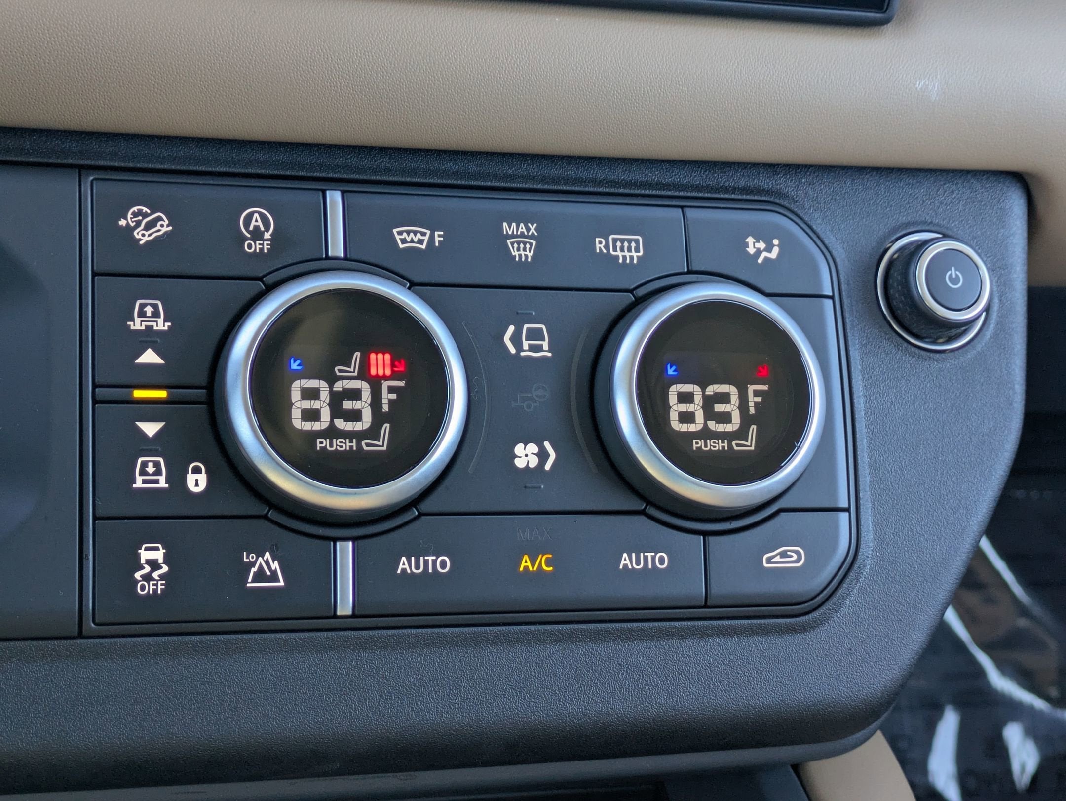 2025 Land Rover Defender X-Dynamic SE