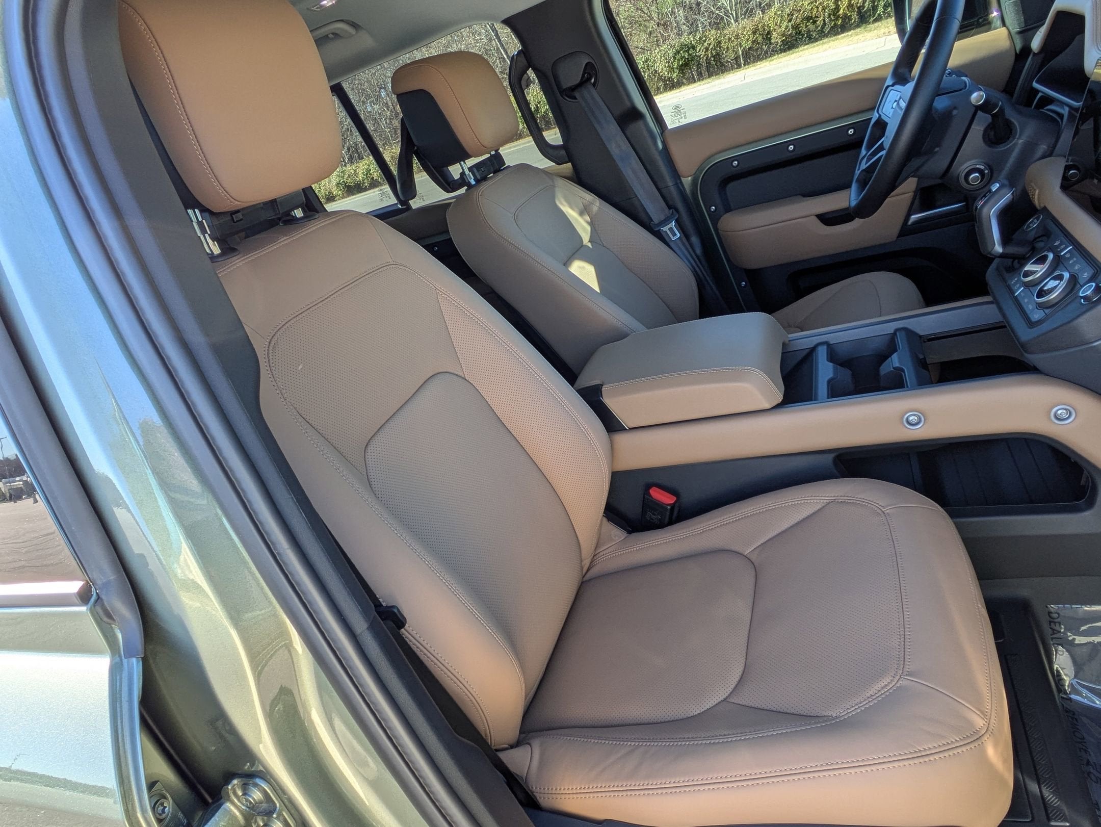 2025 Land Rover Defender X-Dynamic SE