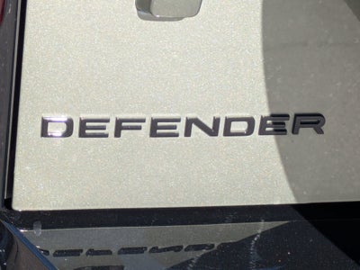 2025 Land Rover Defender X-Dynamic SE