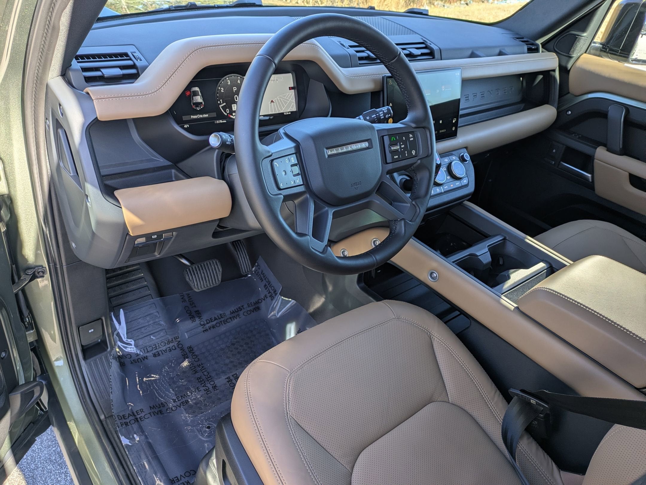 2025 Land Rover Defender X-Dynamic SE