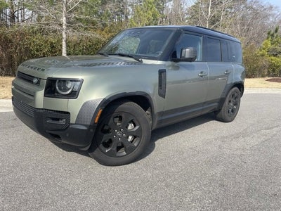 2024 Land Rover Defender X-Dynamic SE