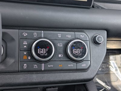 2024 Land Rover Defender X-Dynamic SE