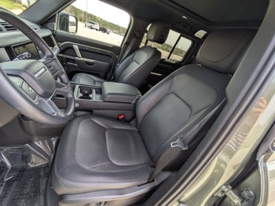 2024 Land Rover Defender X-Dynamic SE