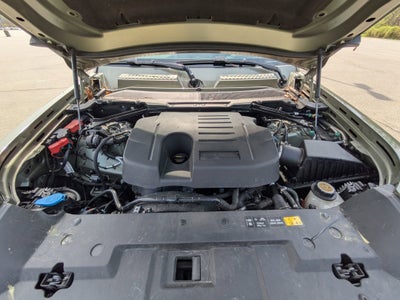 2024 Land Rover Defender X-Dynamic SE