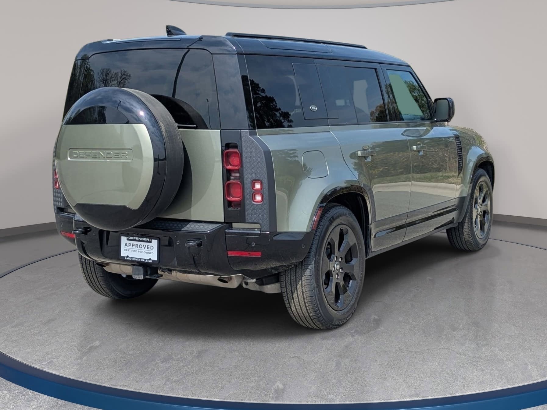 2024 Land Rover Defender X-Dynamic SE