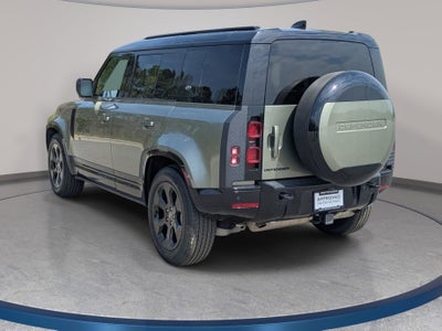 2024 Land Rover Defender X-Dynamic SE