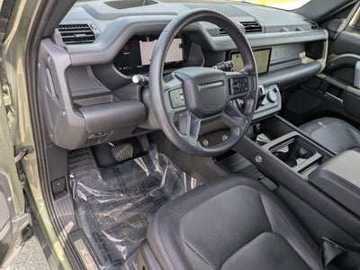 2024 Land Rover Defender X-Dynamic SE