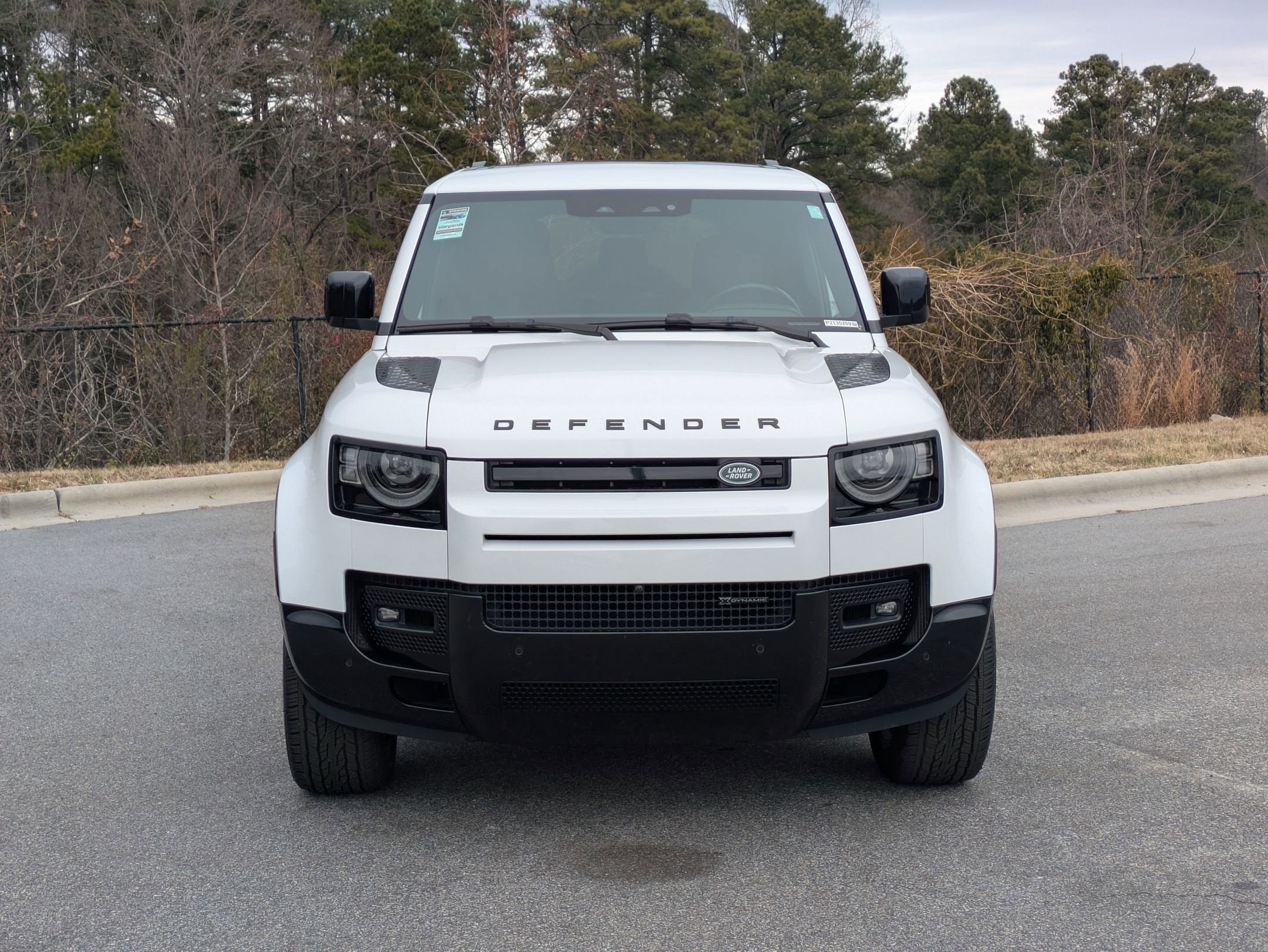 2023 Land Rover Defender X-Dynamic SE