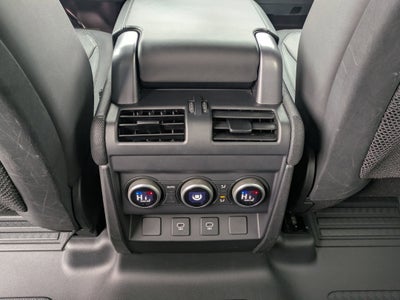 2023 Land Rover Defender X-Dynamic SE