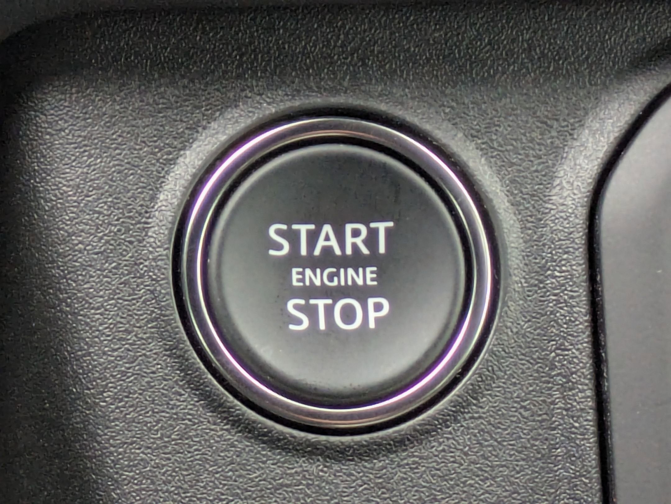 2025 Land Rover Defender X-Dynamic SE