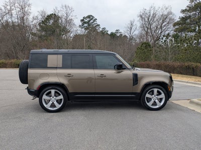 2025 Land Rover Defender X-Dynamic SE