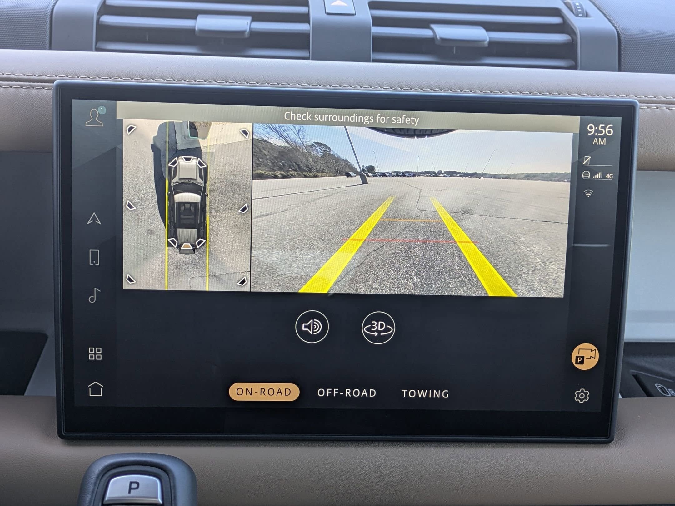 2025 Land Rover Defender X-Dynamic SE