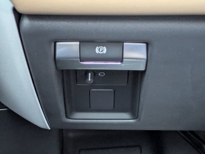 2025 Land Rover Defender X-Dynamic SE