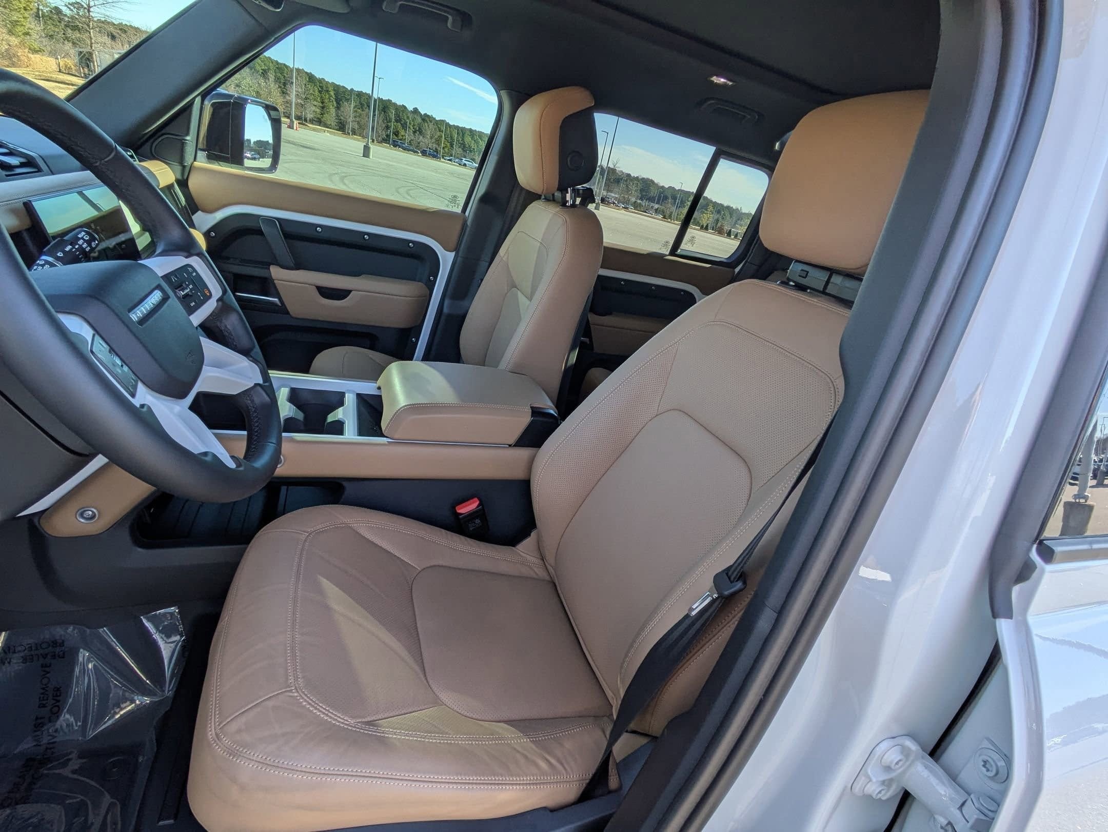 2025 Land Rover Defender X-Dynamic SE