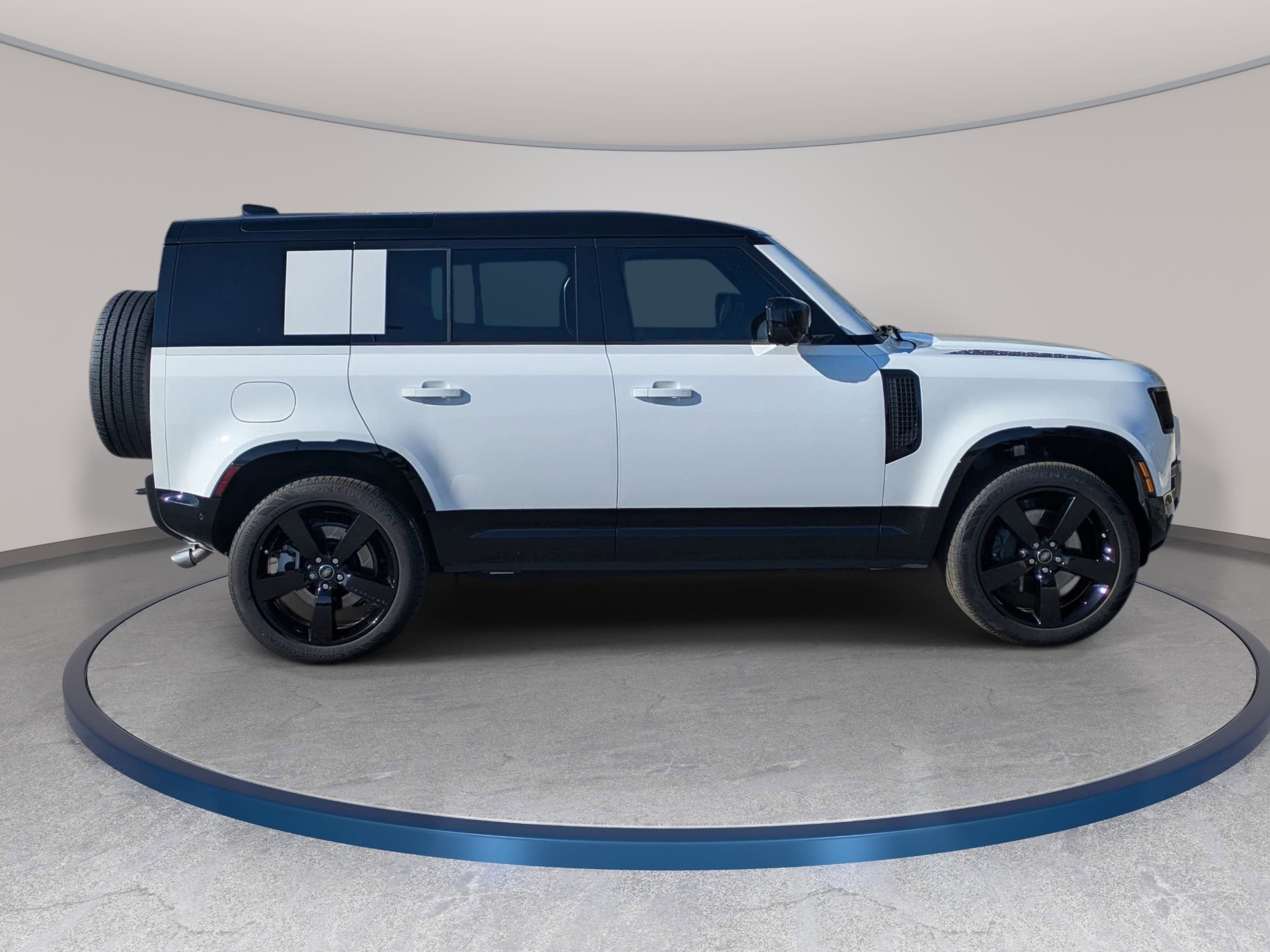 2025 Land Rover Defender X-Dynamic SE