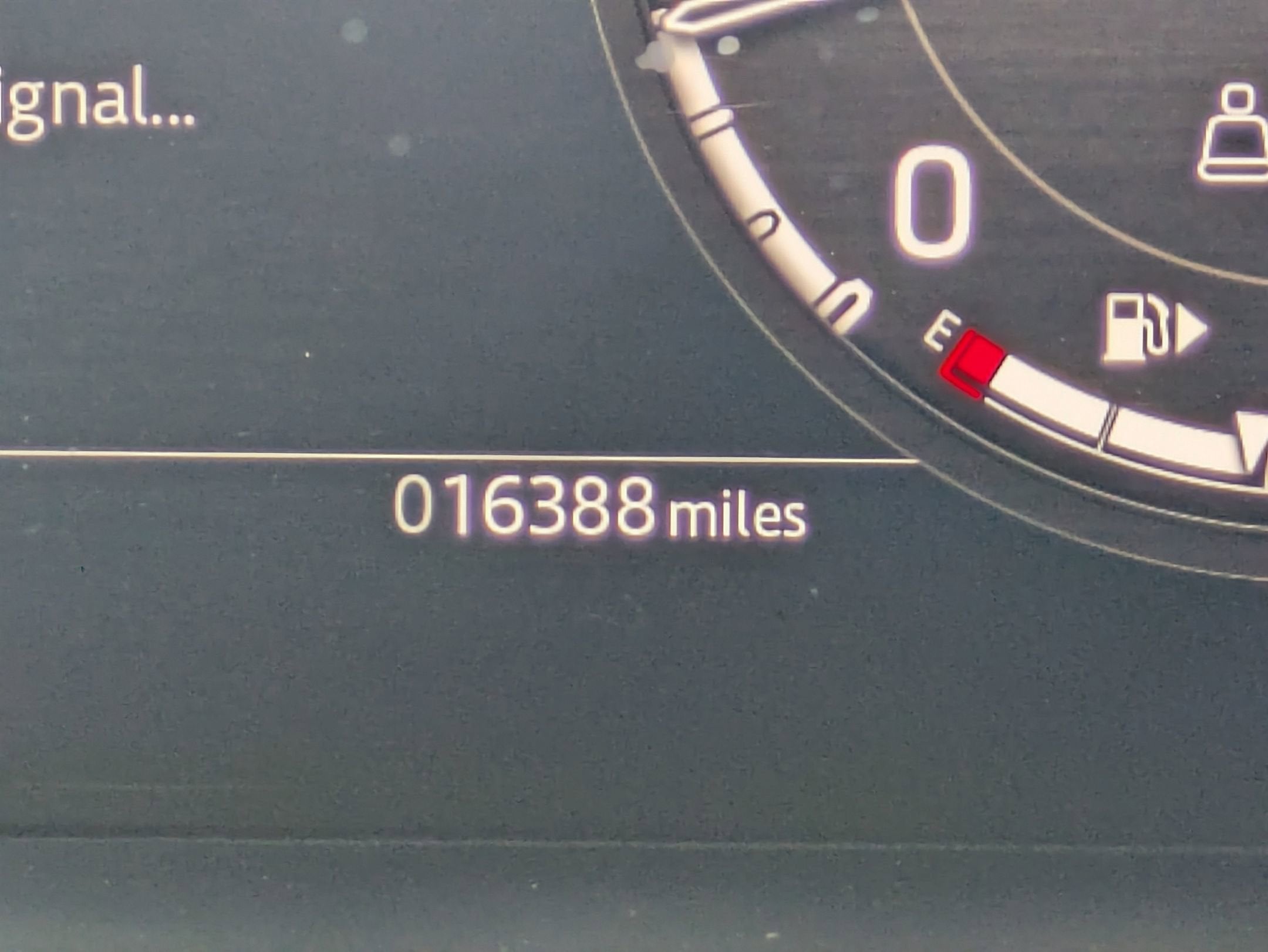 2025 Land Rover Defender X-Dynamic SE