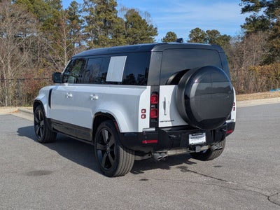 2025 Land Rover Defender X-Dynamic SE