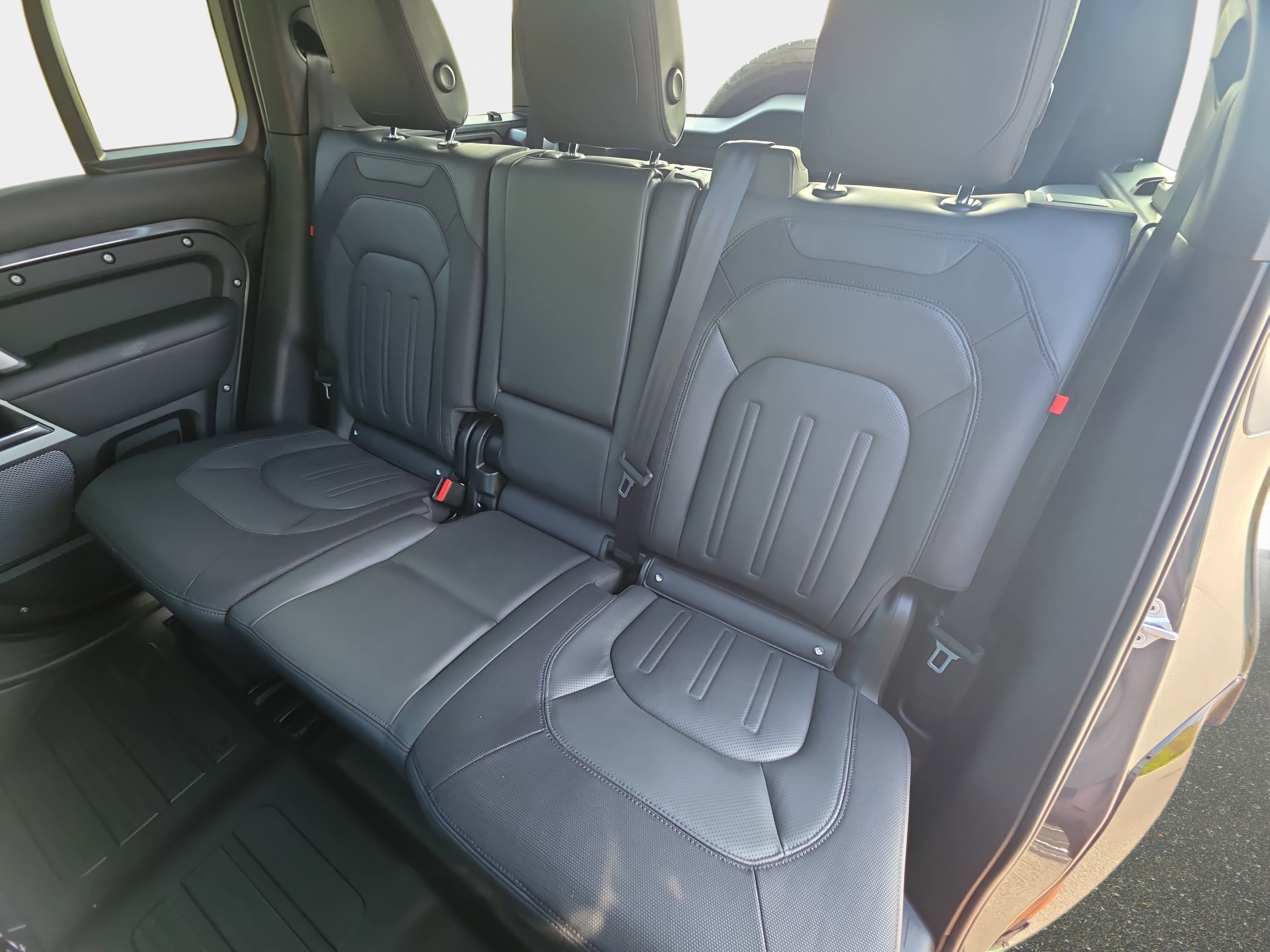 2022 Land Rover Defender X-Dynamic HSE