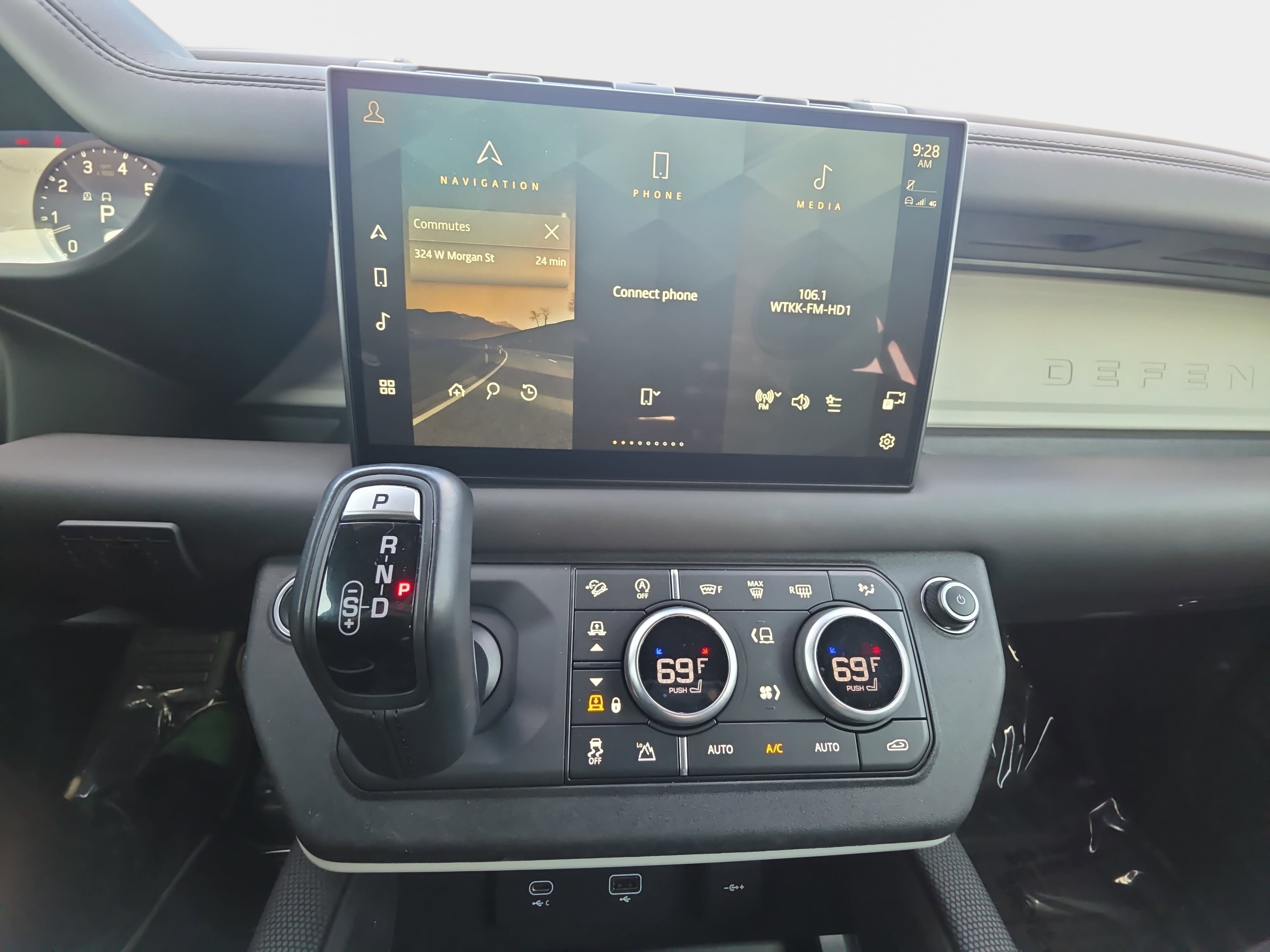 2022 Land Rover Defender X-Dynamic HSE