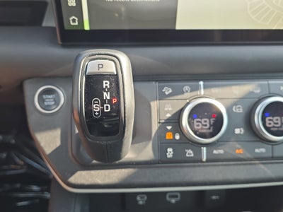 2022 Land Rover Defender X-Dynamic HSE