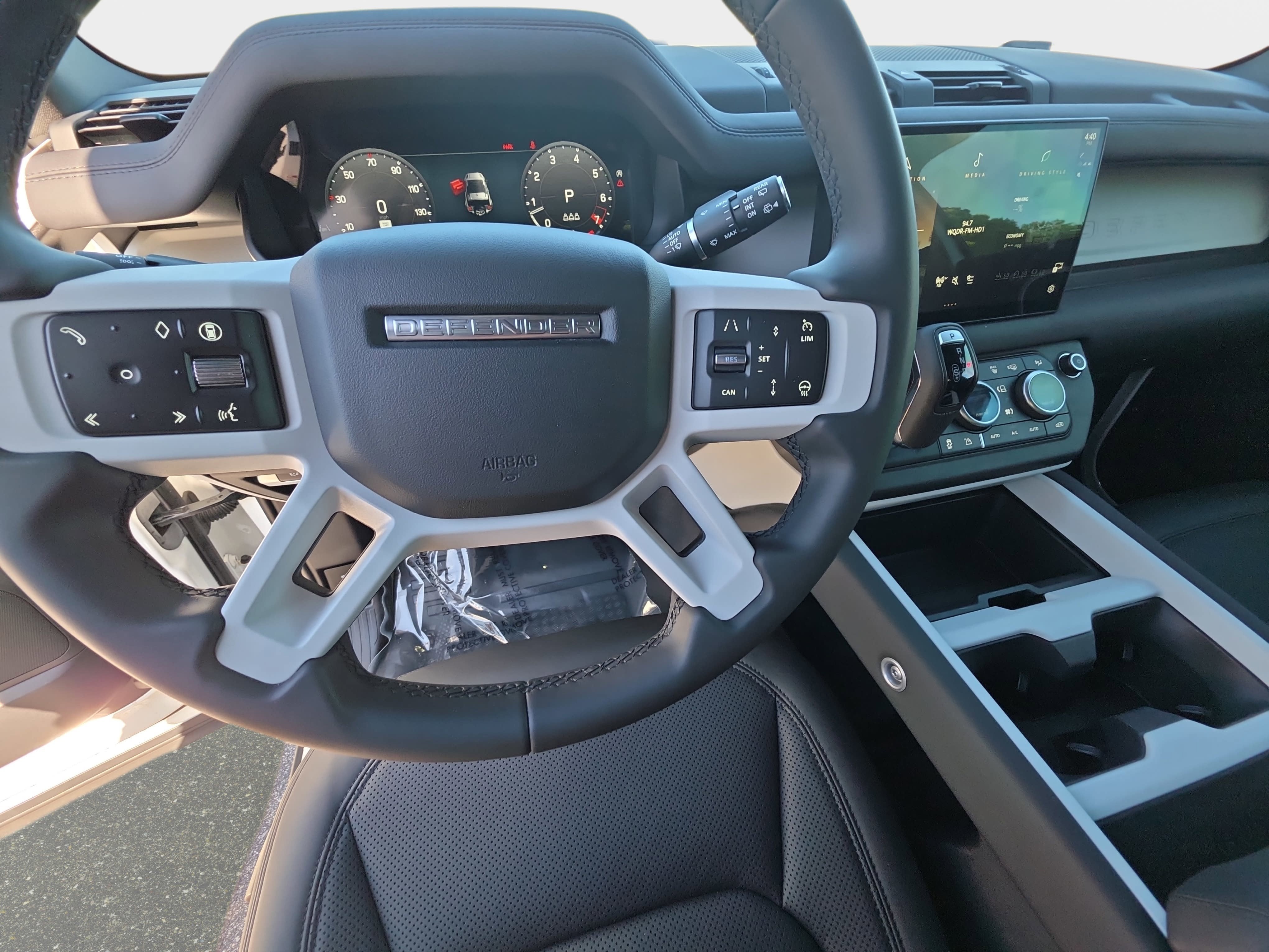 2025 Land Rover Defender S