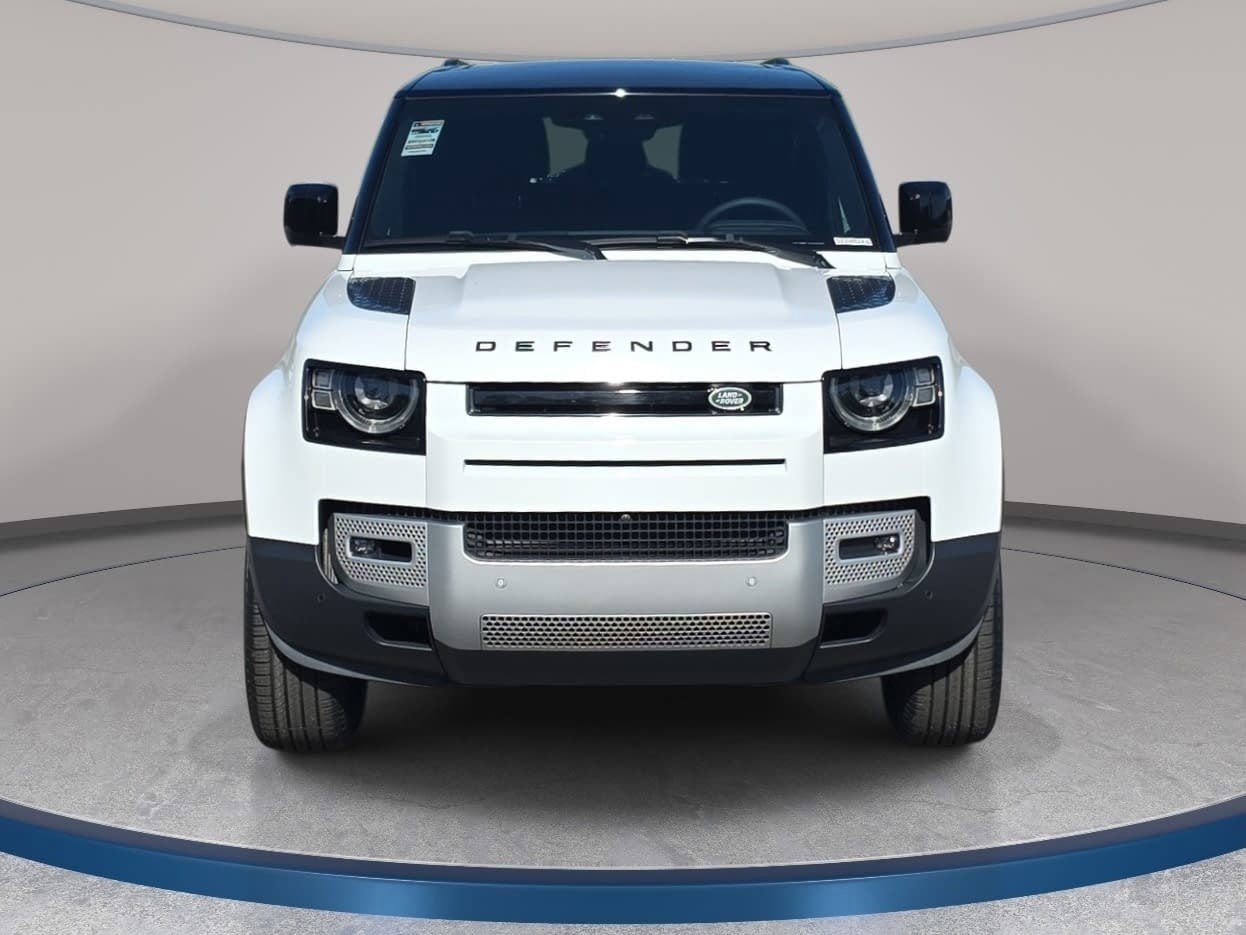 2025 Land Rover Defender S