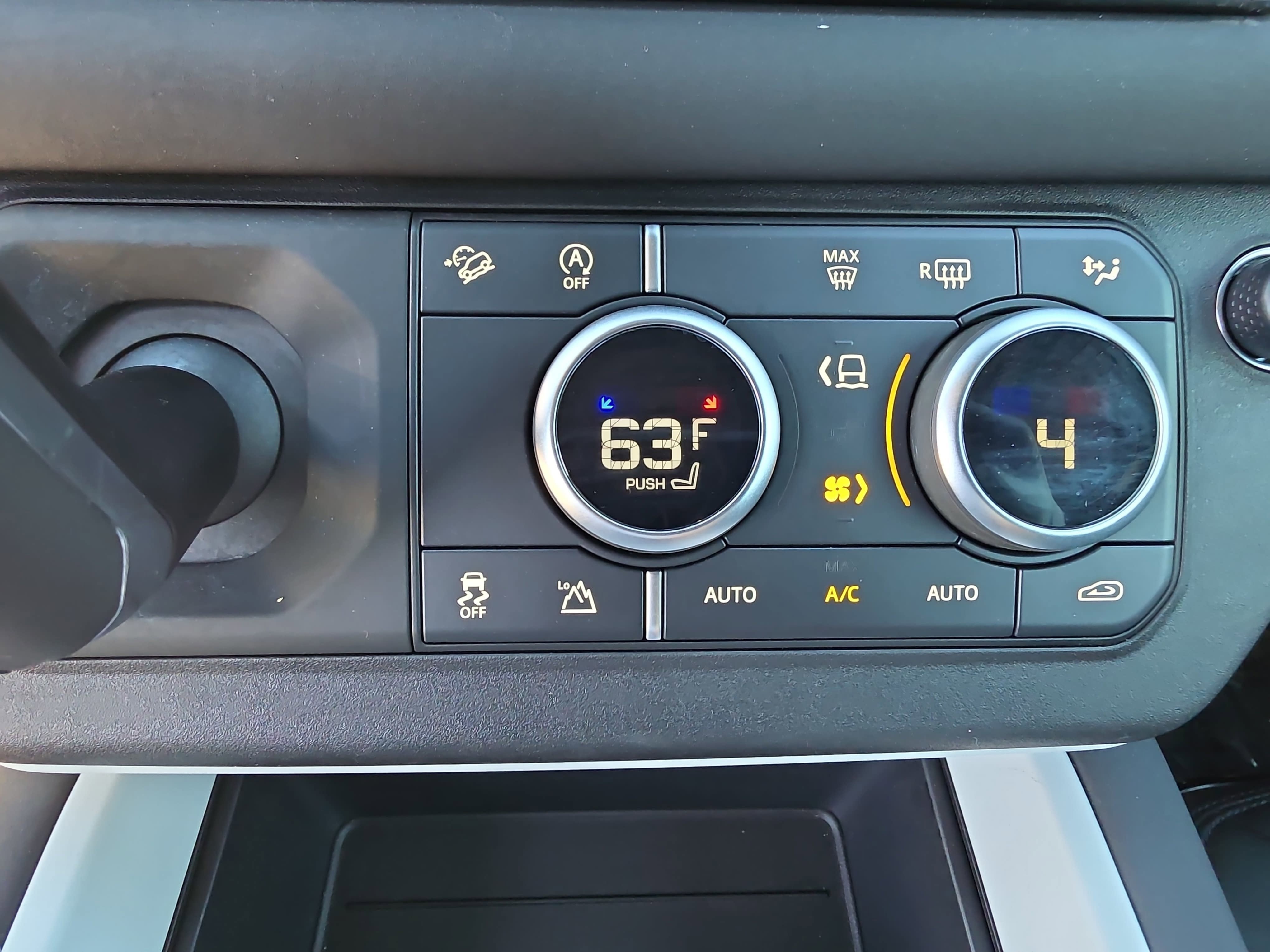 2025 Land Rover Defender S