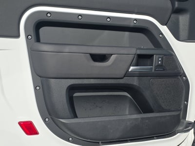 2025 Land Rover Defender S