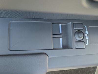 2025 Land Rover Defender S