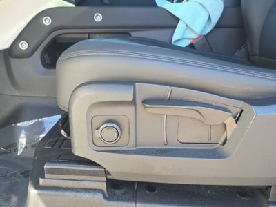 2025 Land Rover Defender S