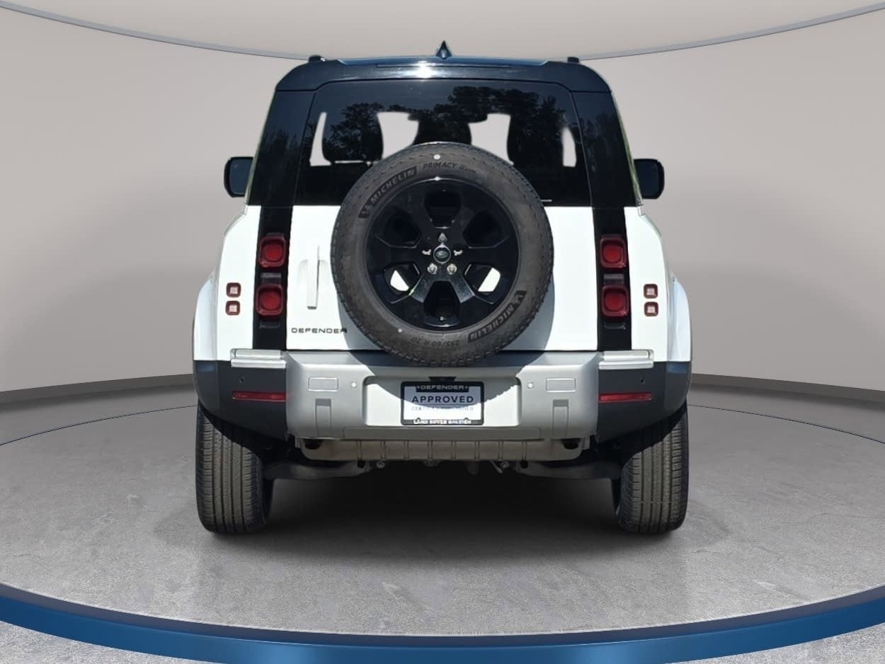 2025 Land Rover Defender S