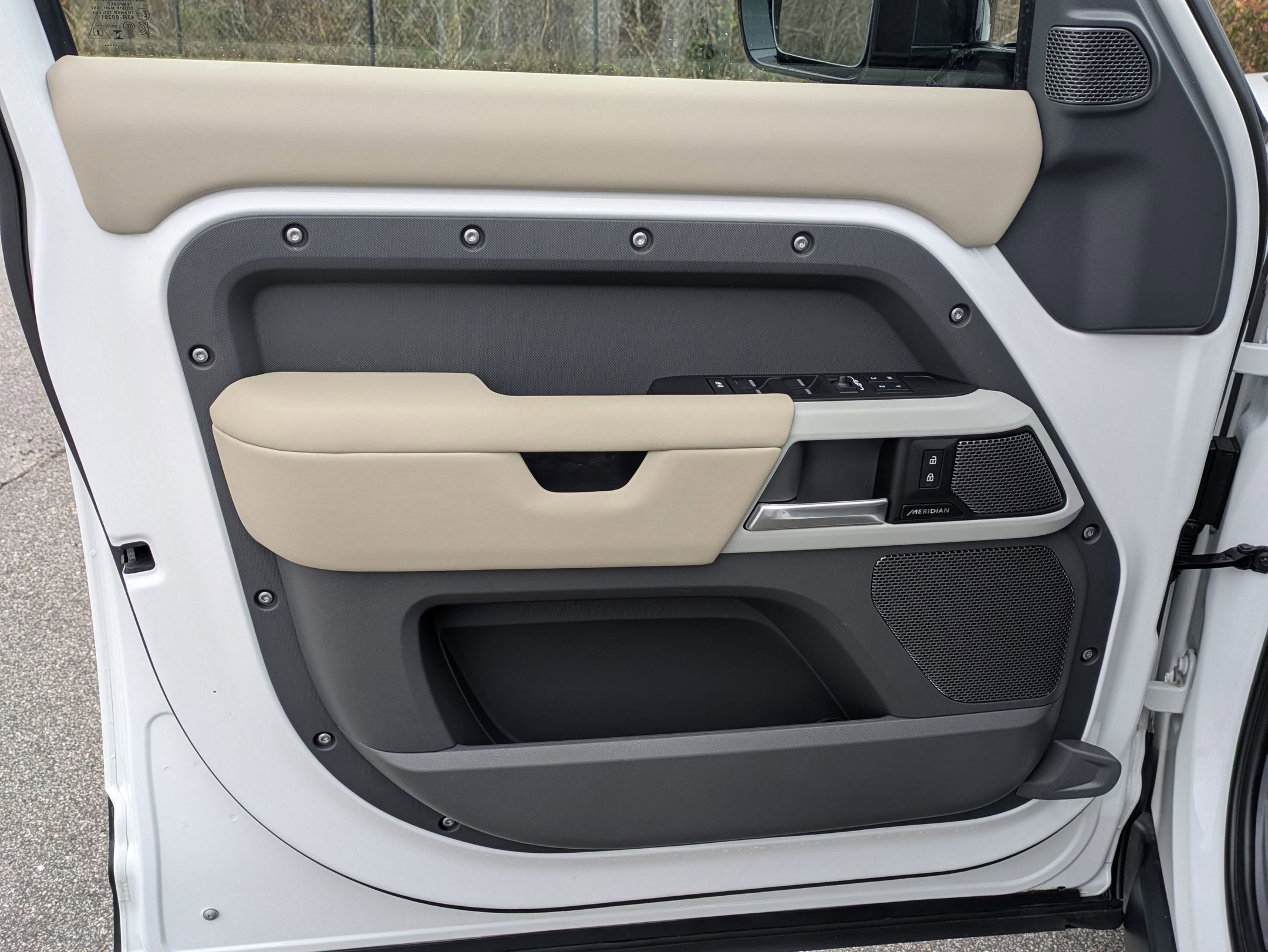 2024 Land Rover Defender S