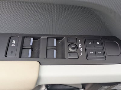 2024 Land Rover Defender S