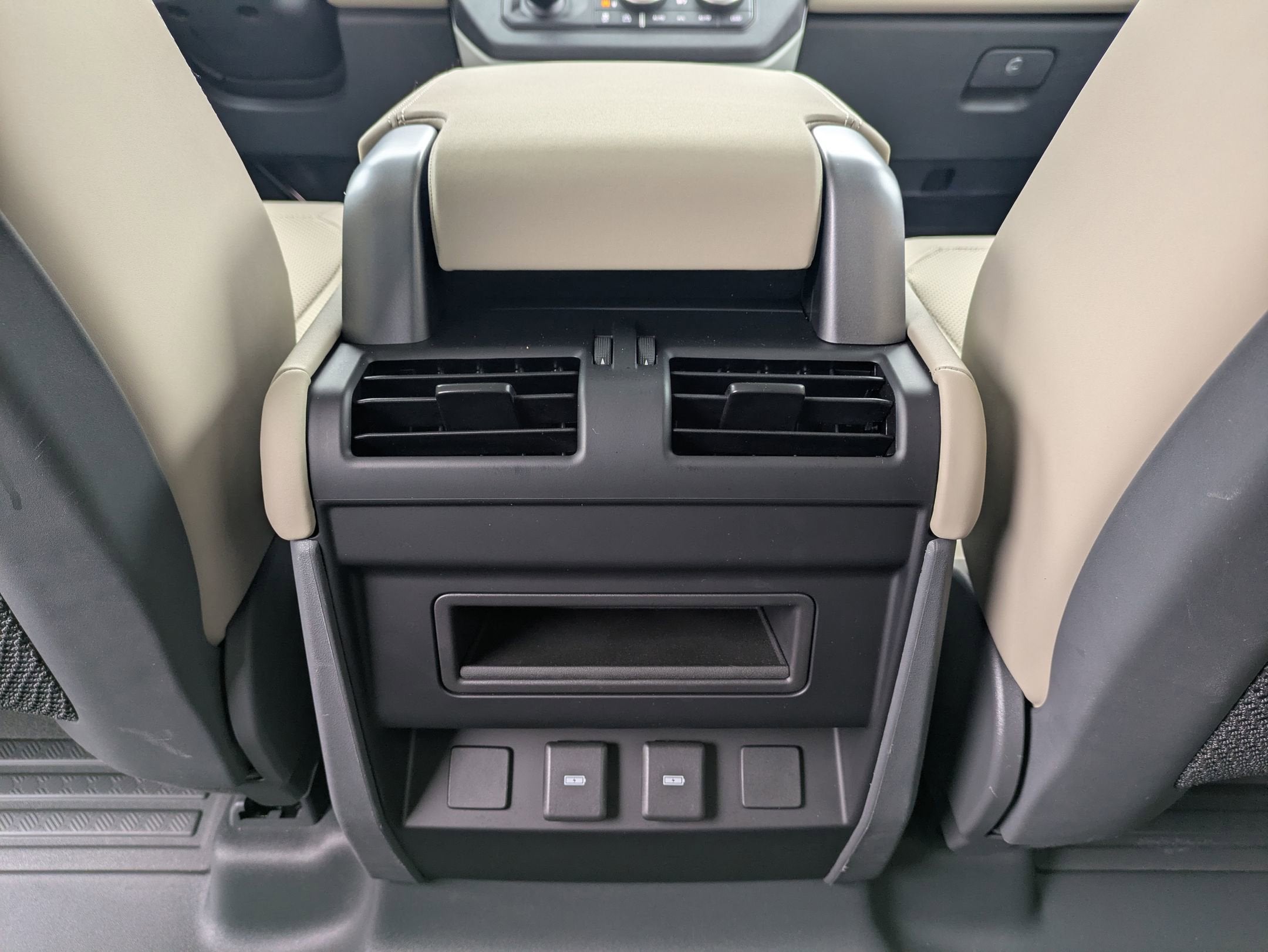 2024 Land Rover Defender S