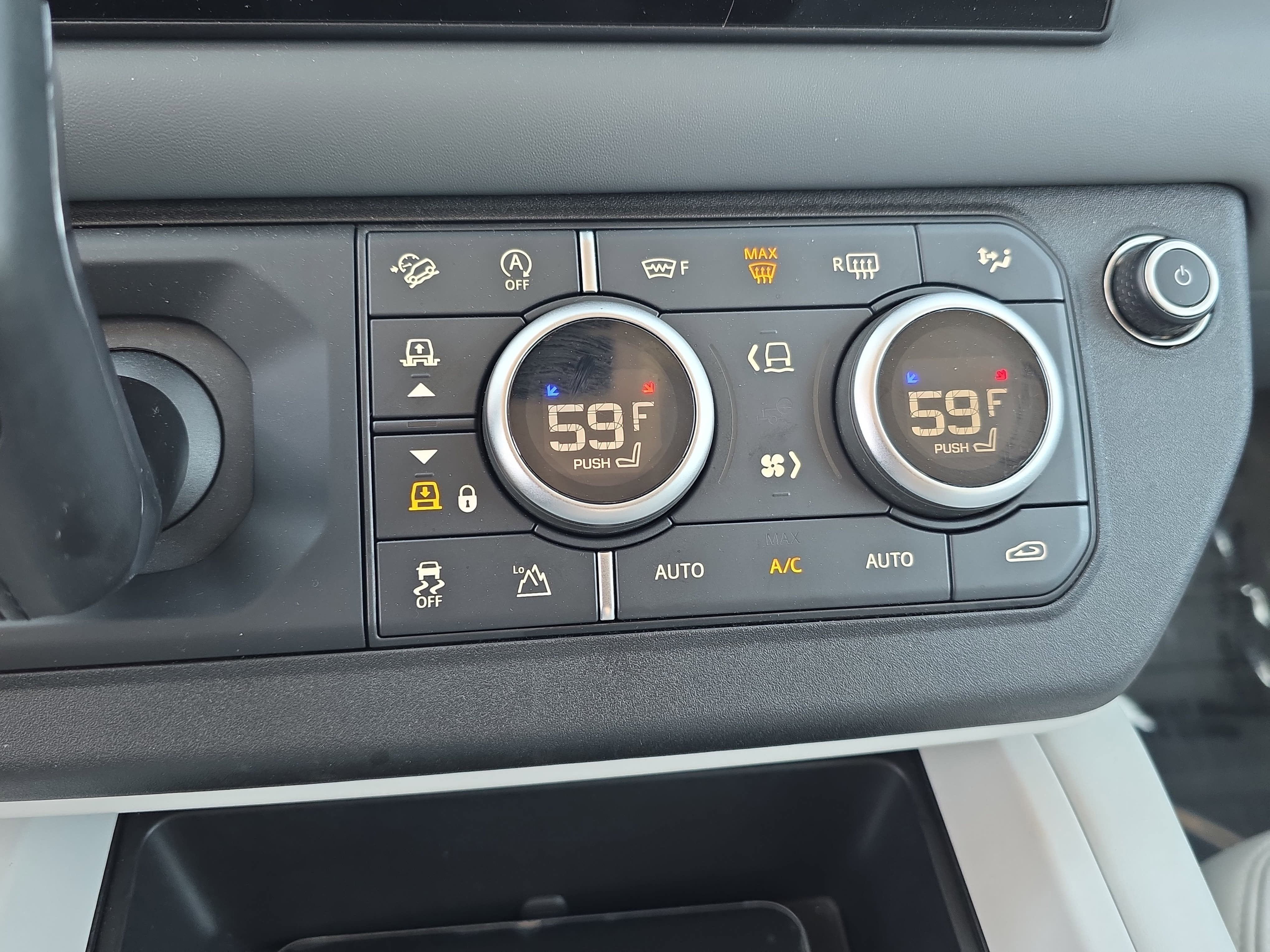 2025 Land Rover Defender S