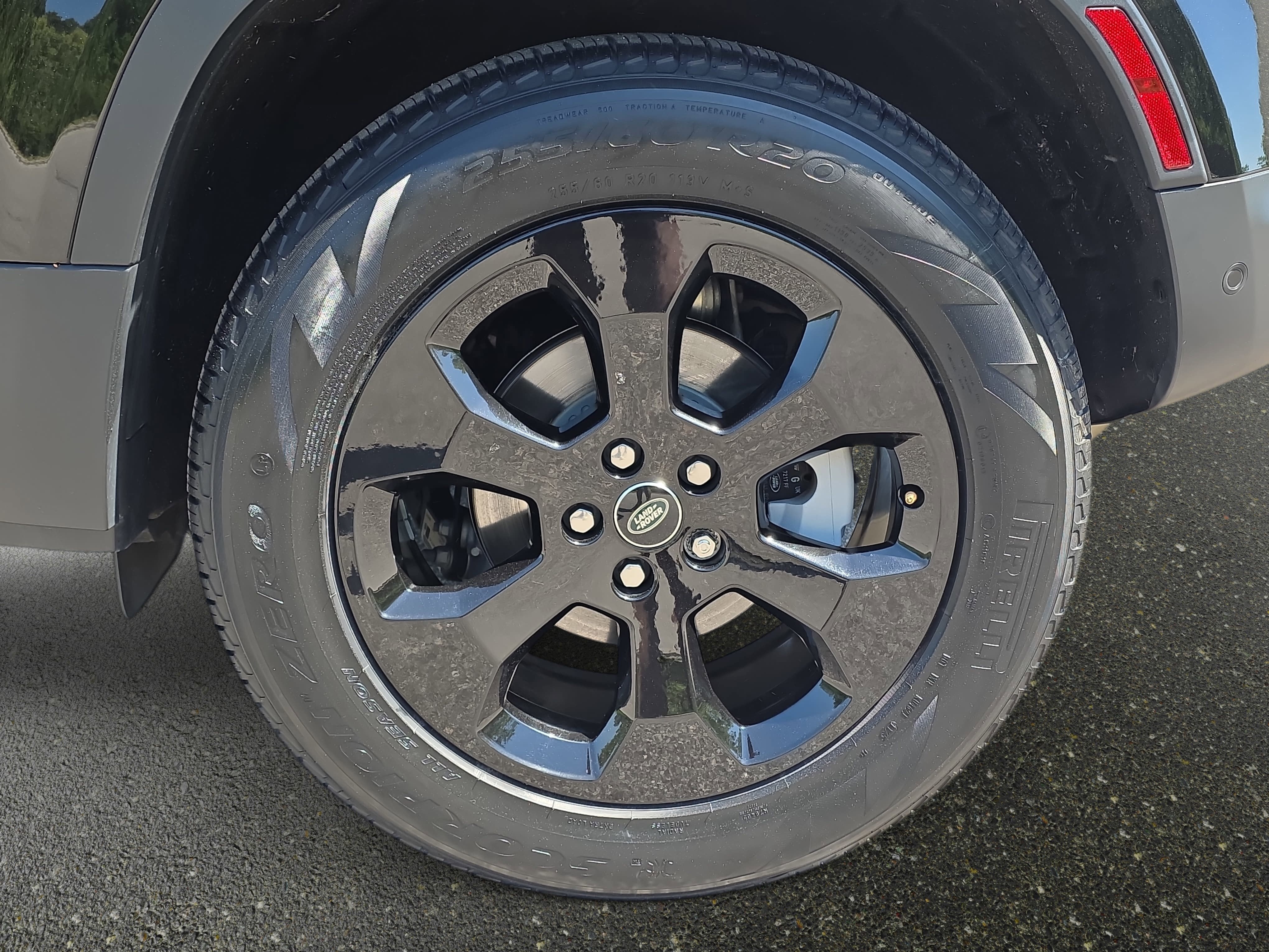 2025 Land Rover Defender S