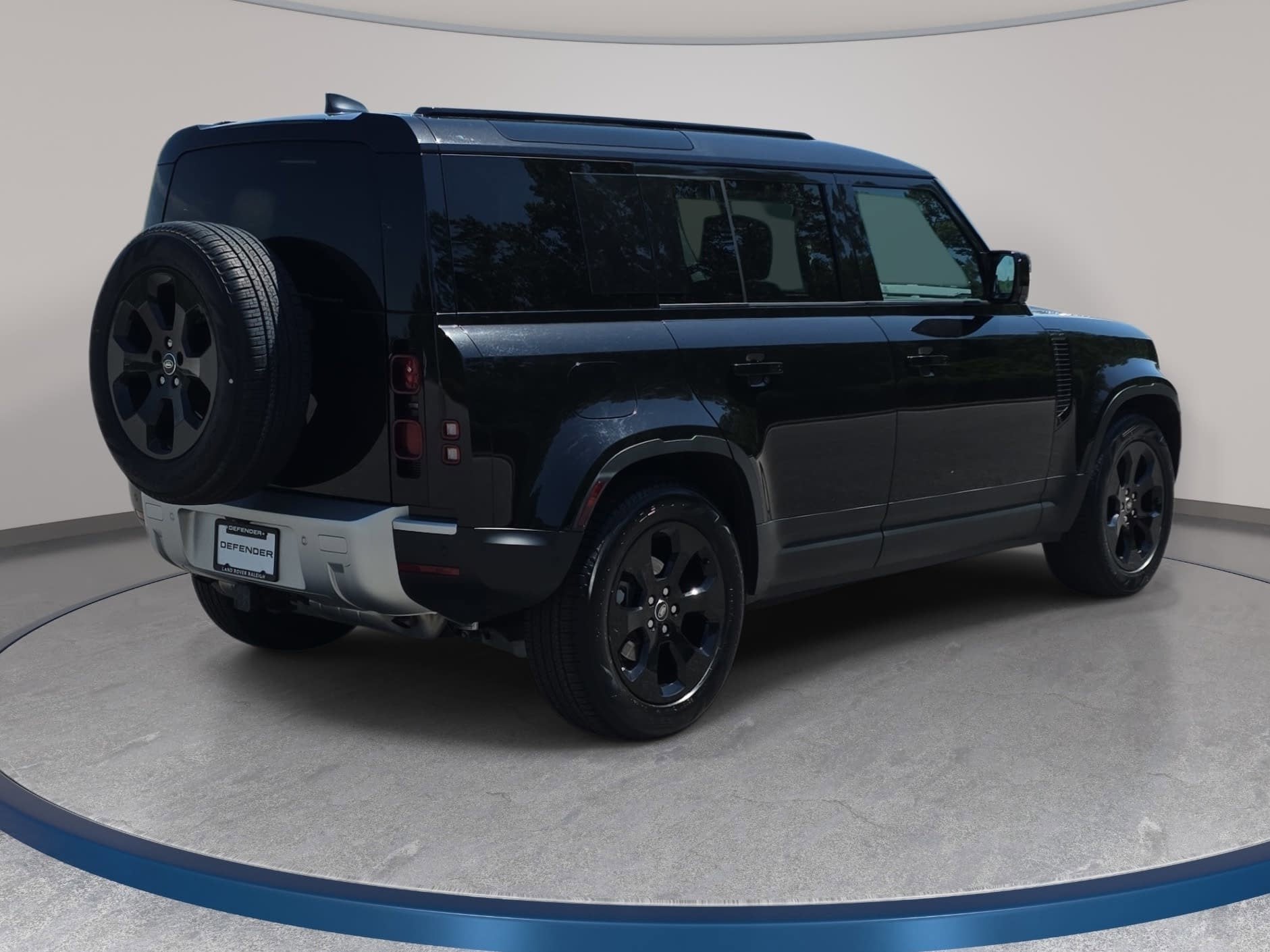 2025 Land Rover Defender S