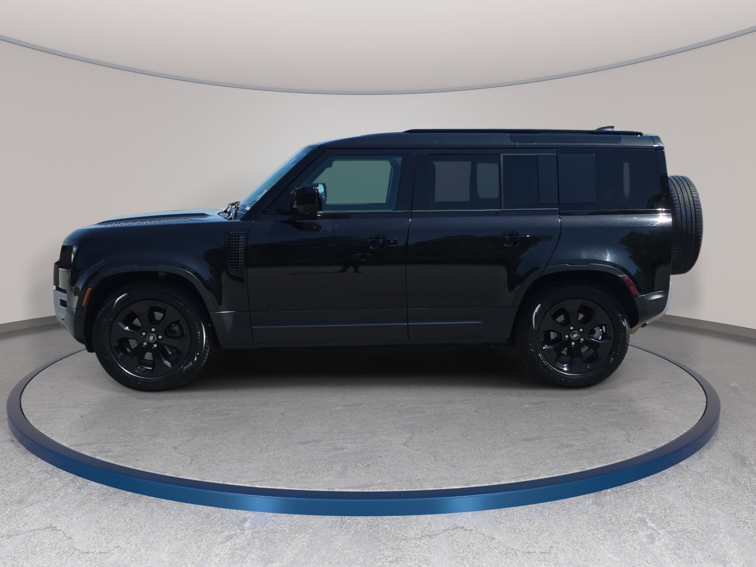 2025 Land Rover Defender S