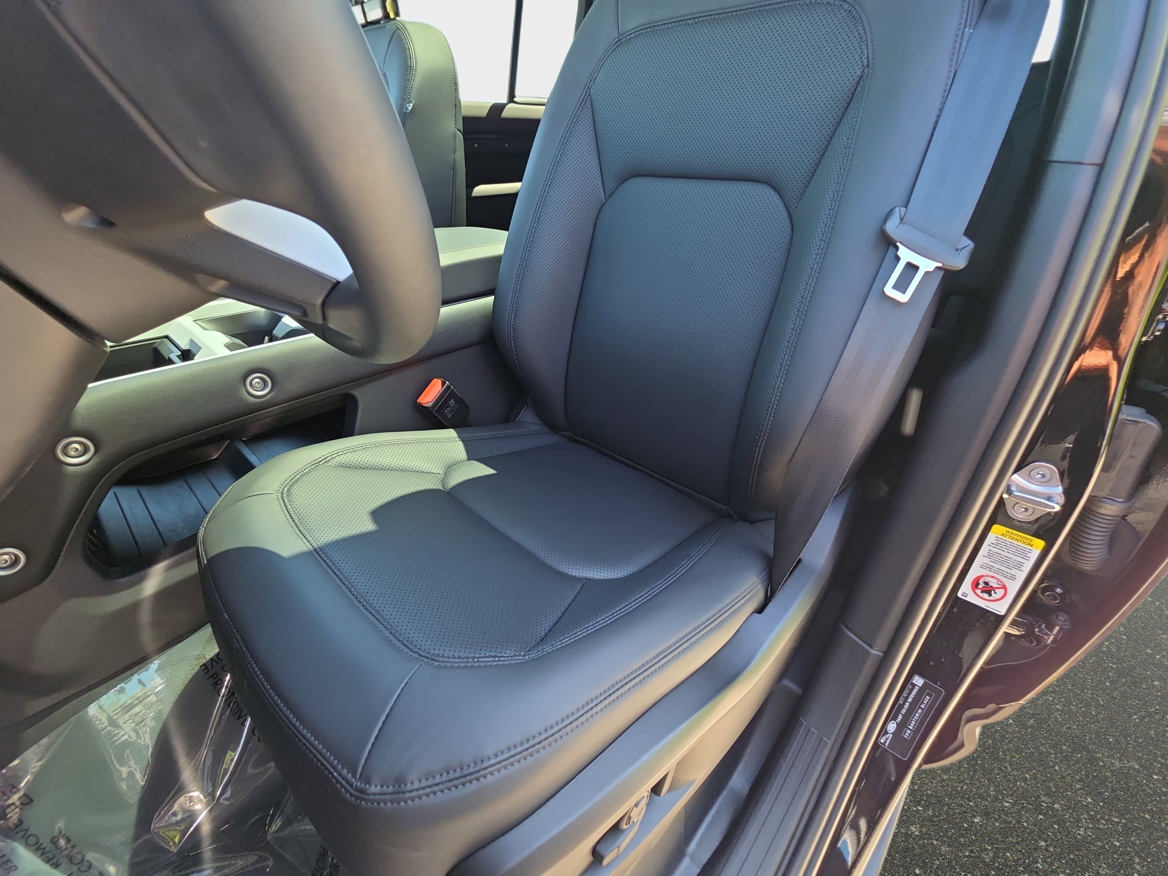 2025 Land Rover Defender S