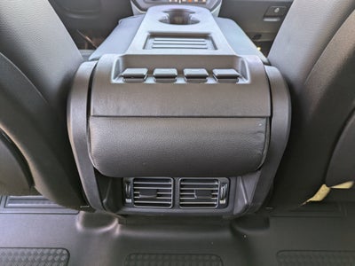 2020 Land Rover Defender SE